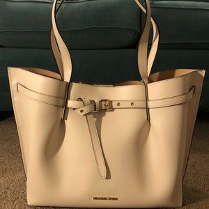 Michael Kors Emilia Leather Large East West Tote Lt. Cream